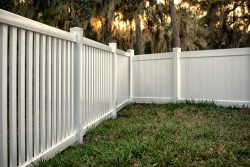 Vinyl,Fence,Solid,And,Semi,Privacy